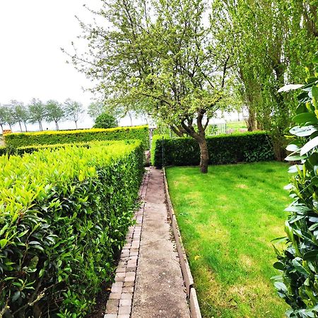 B&B Het Polderhof ヤブベーケ エクステリア 写真