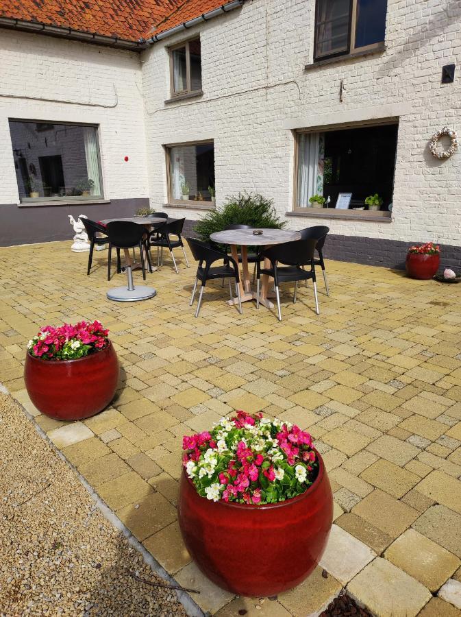 B&B Het Polderhof ヤブベーケ エクステリア 写真